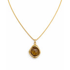 Colar Dourado Pingente Resina Marrom