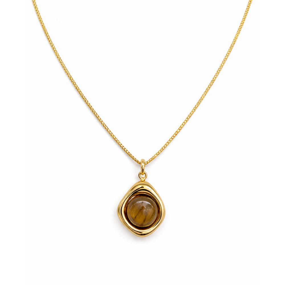 Colar Dourado Pingente Resina Marrom