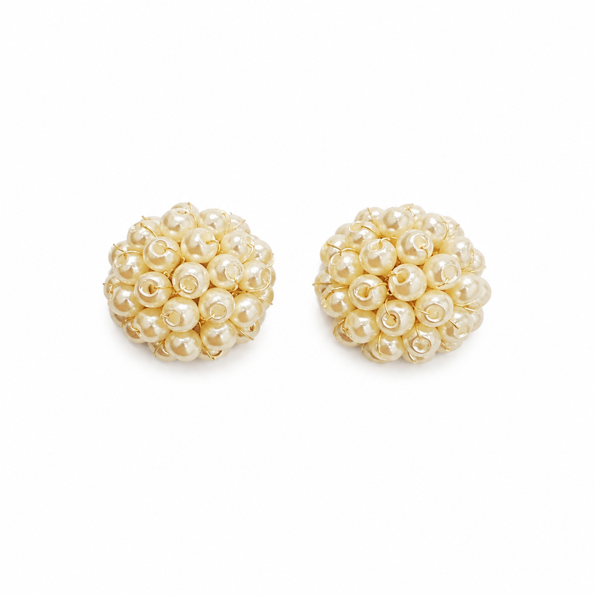 Brincos Várias Pérolas Dourado